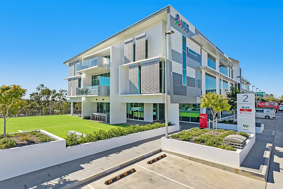 2 Clunies Ross Court, Eight Mile Plains, commercial office