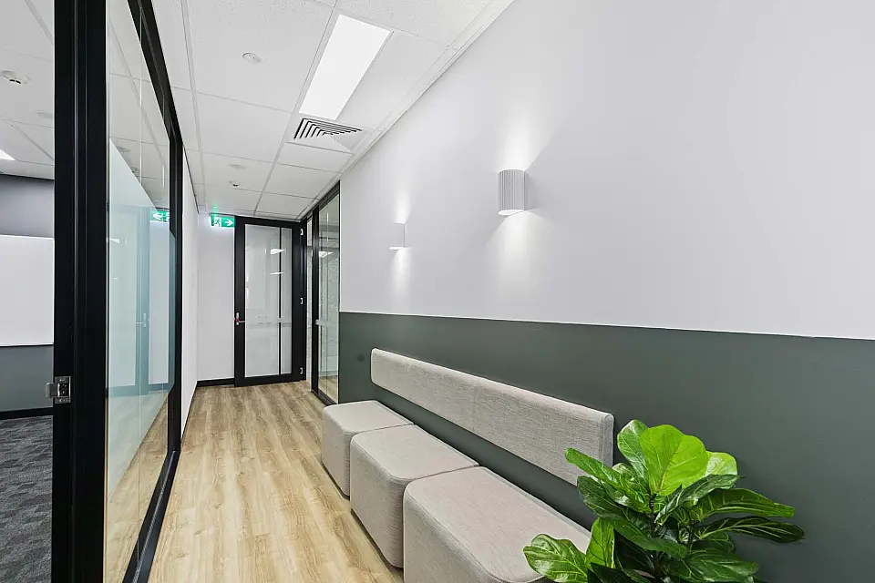 381 MacArthur Avenue, Hamilton, commercial office, photo 2