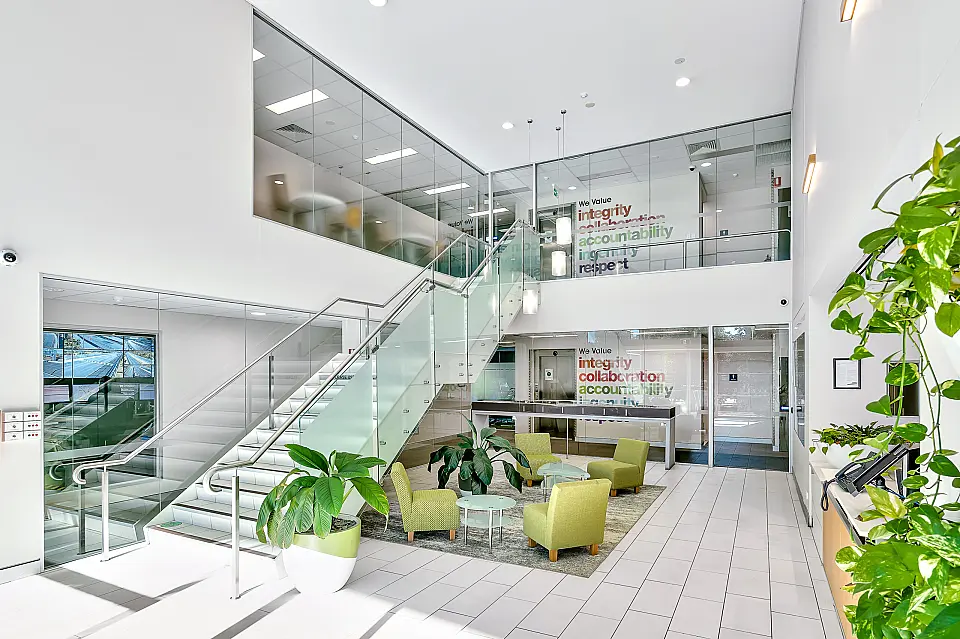 7 Brandl Street, Eight Mile Plains, commercial office
