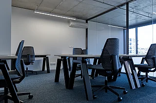 10 Person Office