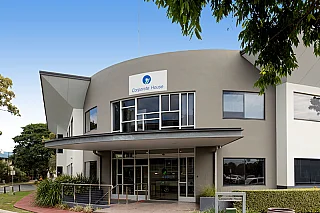 4 Person Office — 2404 Logan Road,  Eight Mile Plains QLD 4113
