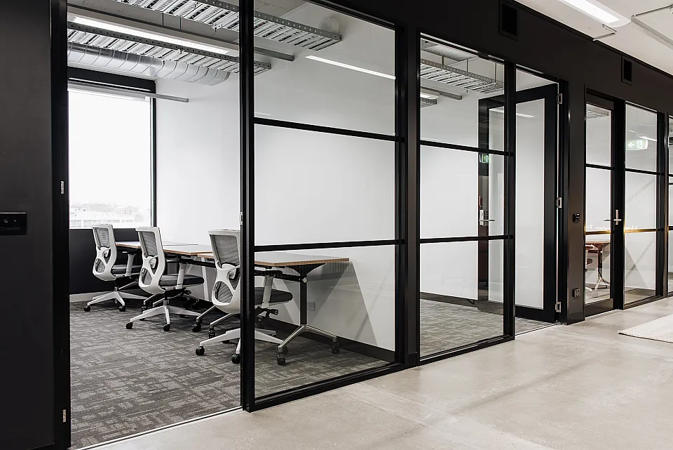 Dover House, Cremorne — office interior — photo 2