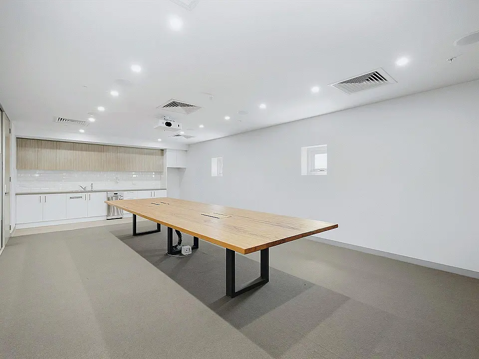 1490 Ferntree Gully Road, Knoxfield, commercial office