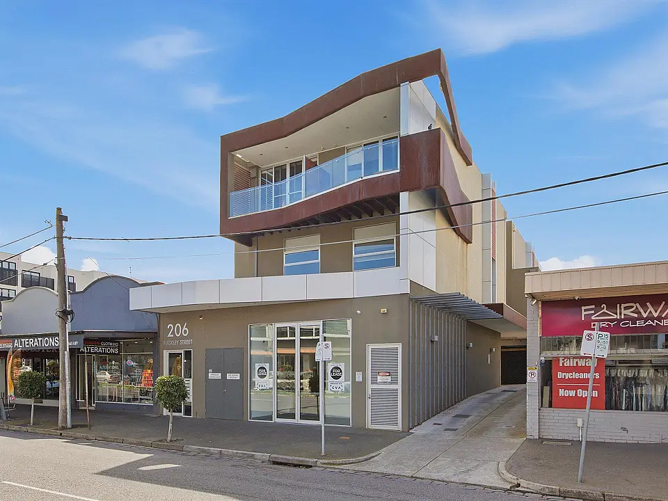206 Buckley Street, Essendon, commercial office