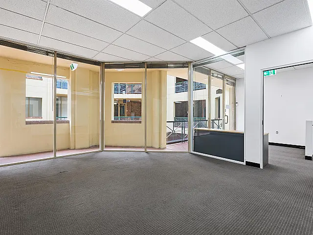 255 Drummond Street, Carlton, commercial office