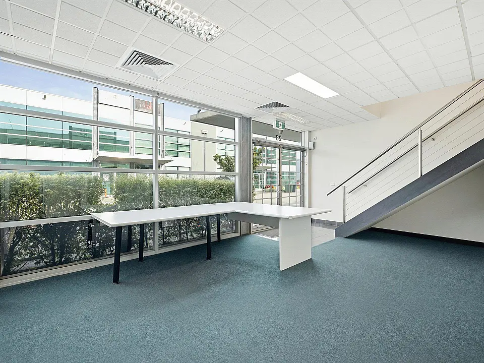 3 Westside Avenue, Port Melbourne, commercial office