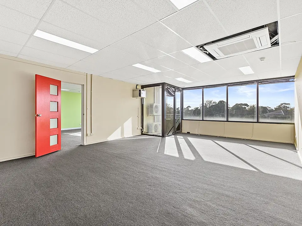 30-32 East Esplanade, St Albans, commercial office
