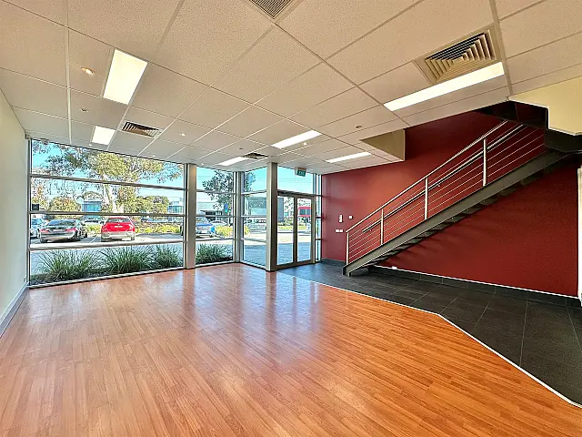 86-88 Western Avenue, Tullamarine, commercial office