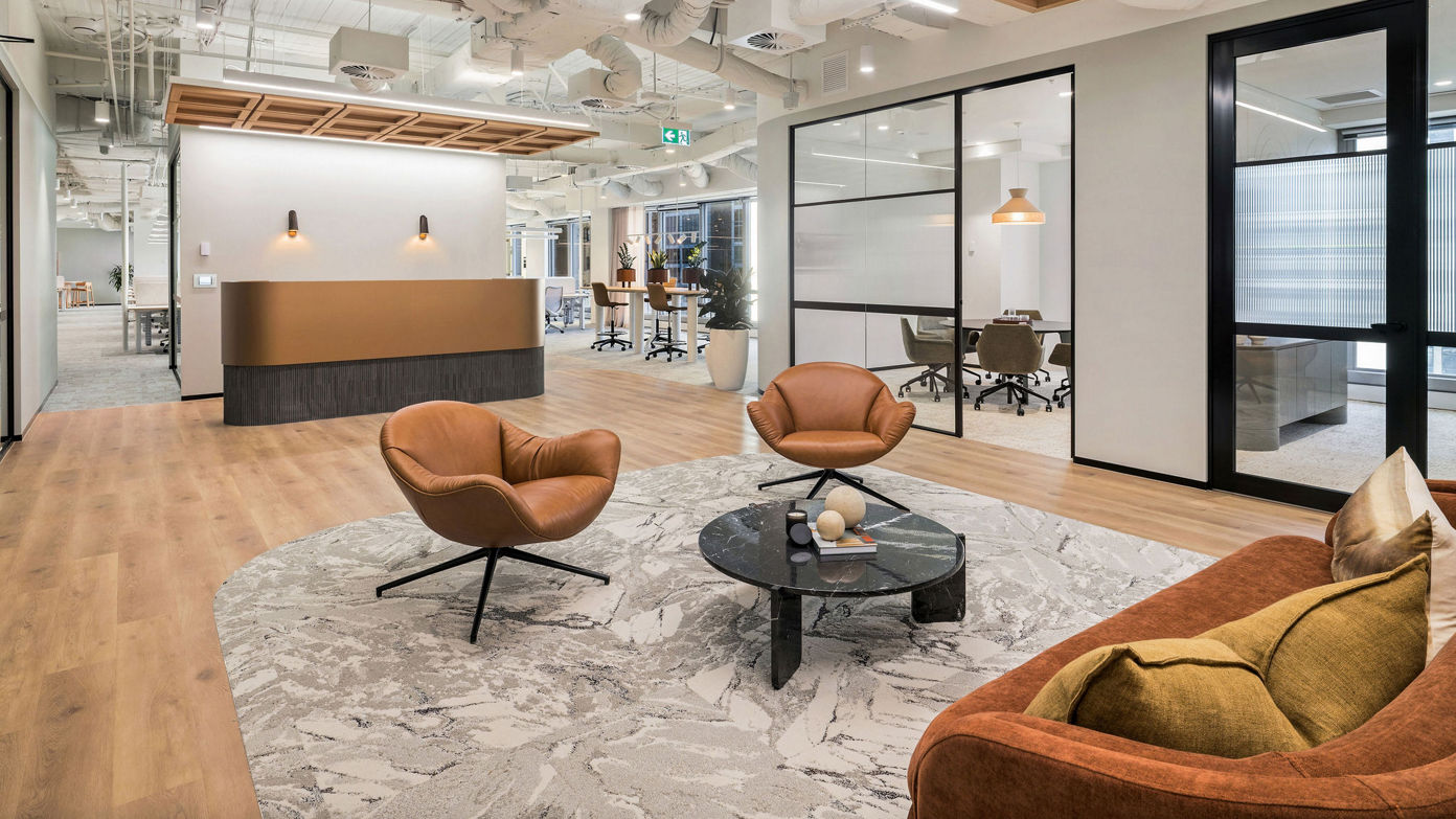 Lease office space in a serene building amidst Sydney’s bustling CBD