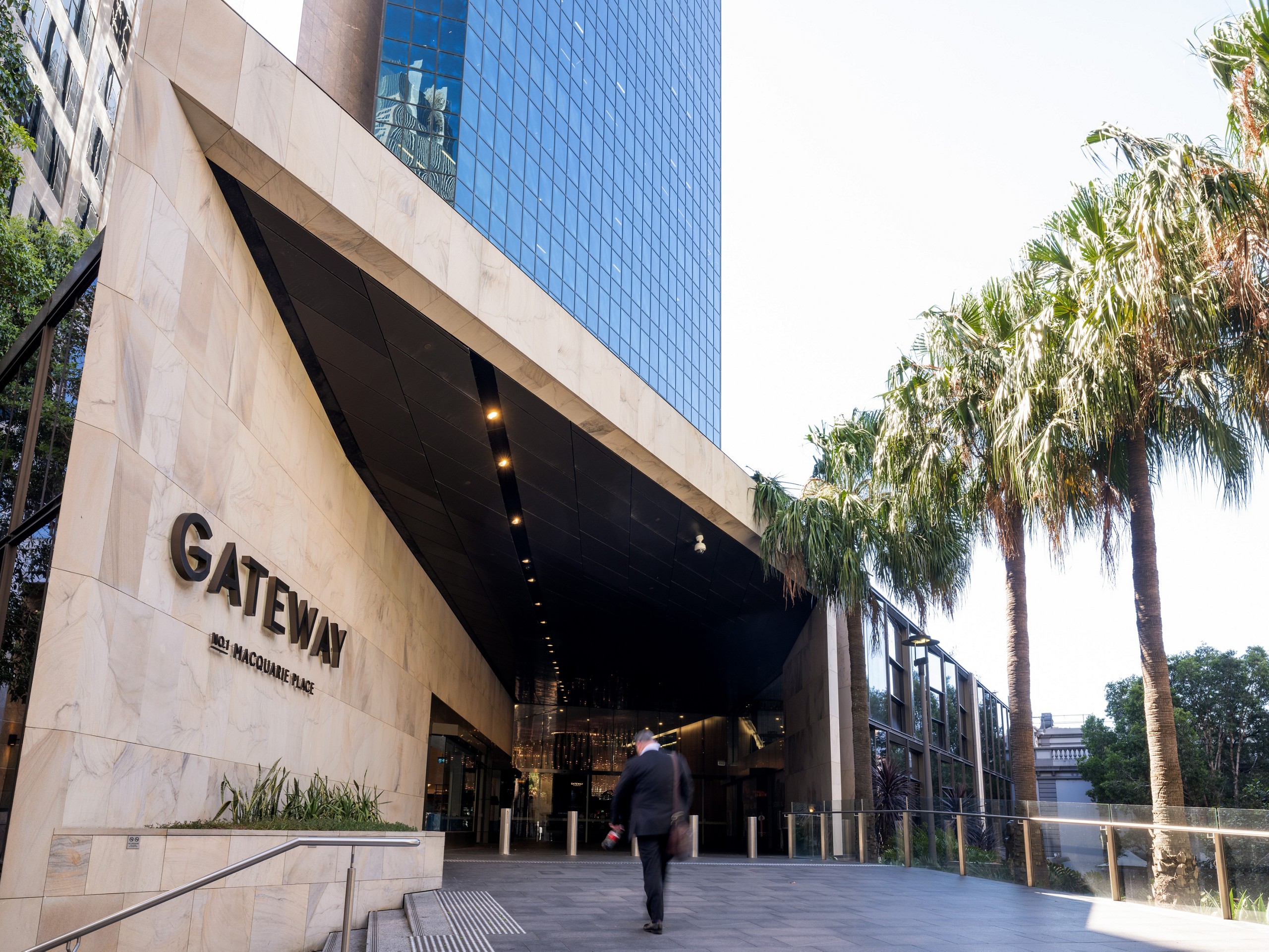 Lease office space in Sydney’s iconic Gateway tower
