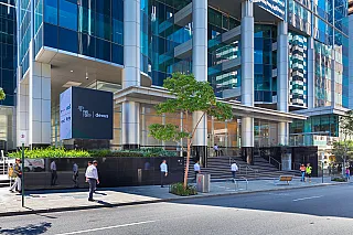 2,367 m² — 240 St Georges Terrace, Perth