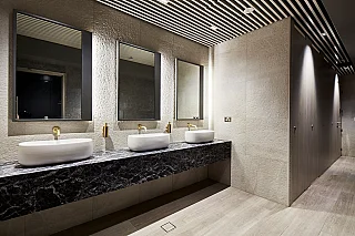 Level 9, Suite 5