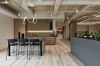 Level 15, Suite 1 — 360 Collins Street,  Melbourne VIC 3000