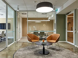 Level 24, Suite 2