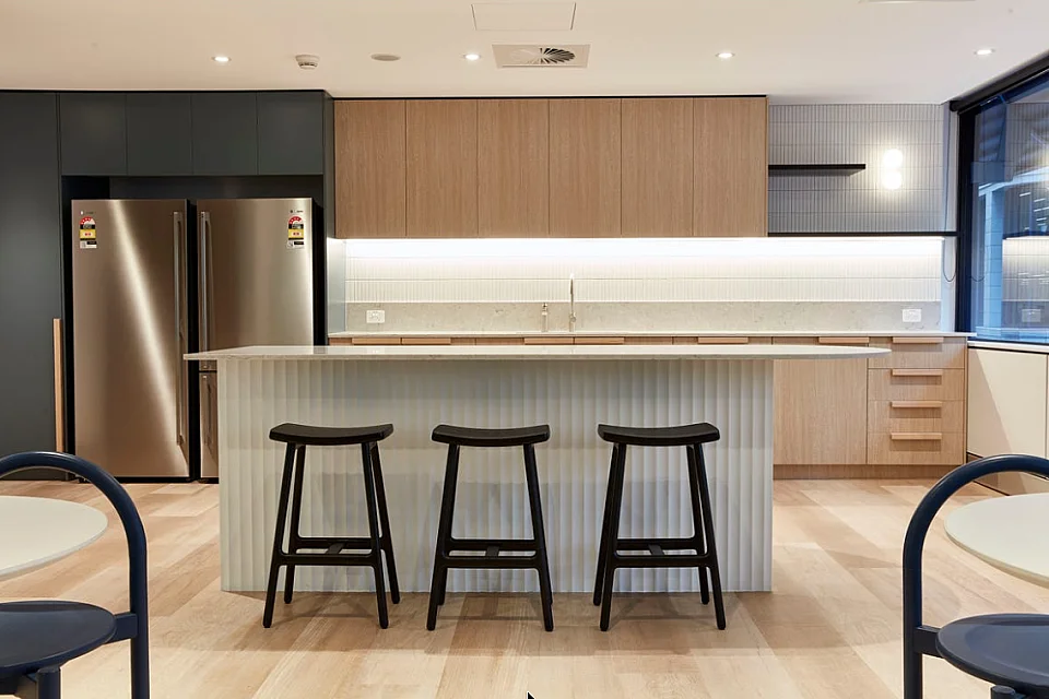Australia Square Plaza, Sydney — office interior — photo 3