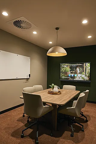 Private Office 6