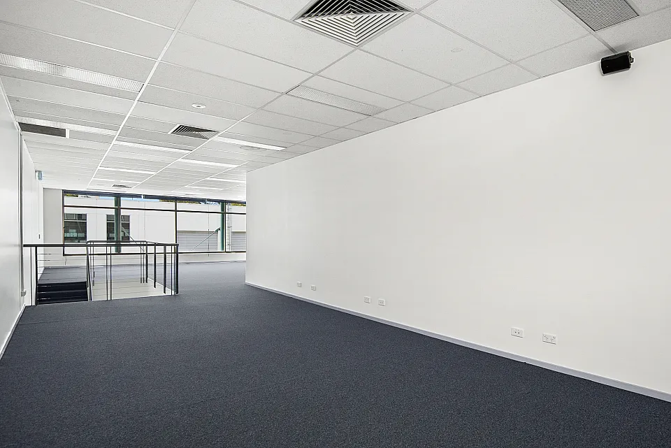 Hallmarc Asset Management, Clayton — office interior — photo 3