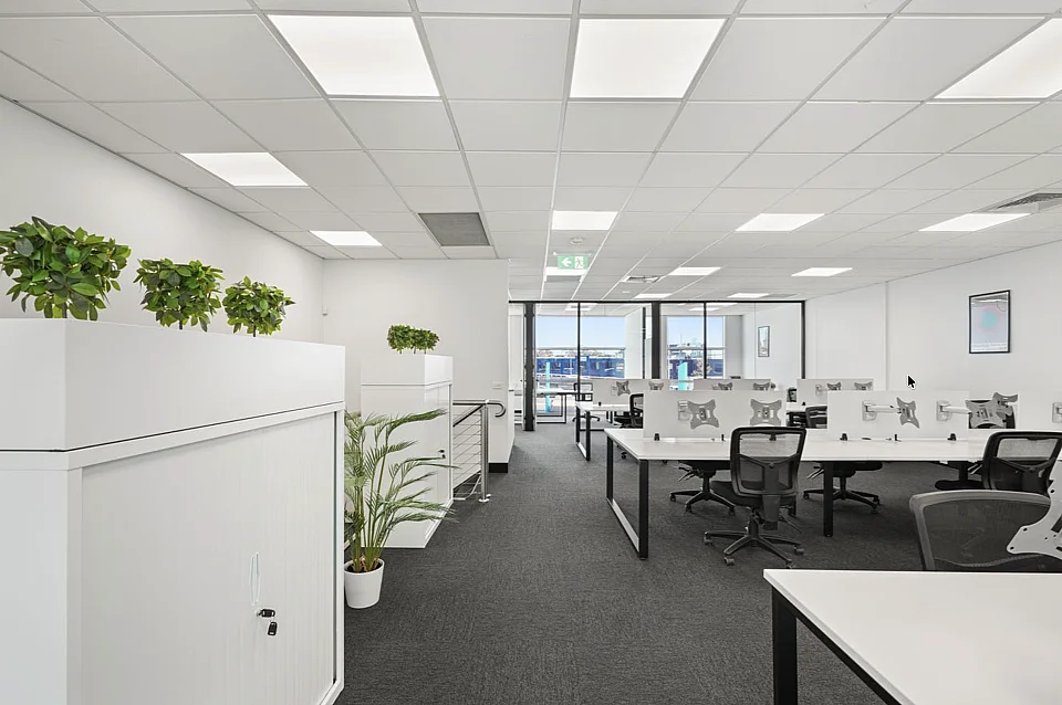 Hallmarc Business Park Southbank, Docklands — office interior — photo 3