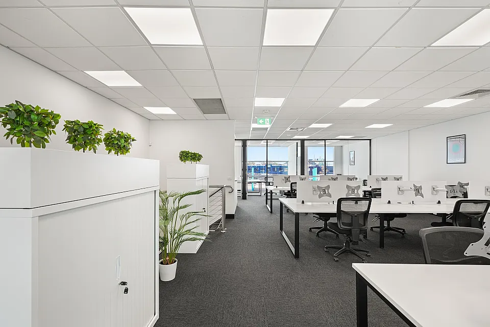 Hallmarc Asset Management, Docklands — office interior