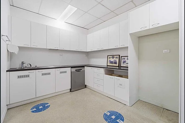 4-10 Jamieson Street, Cheltenham — commercial office interior — photo 3