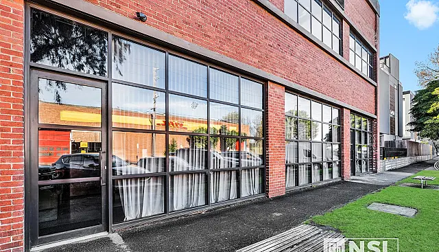200-202 Ingles Street, Port Melbourne, commercial office