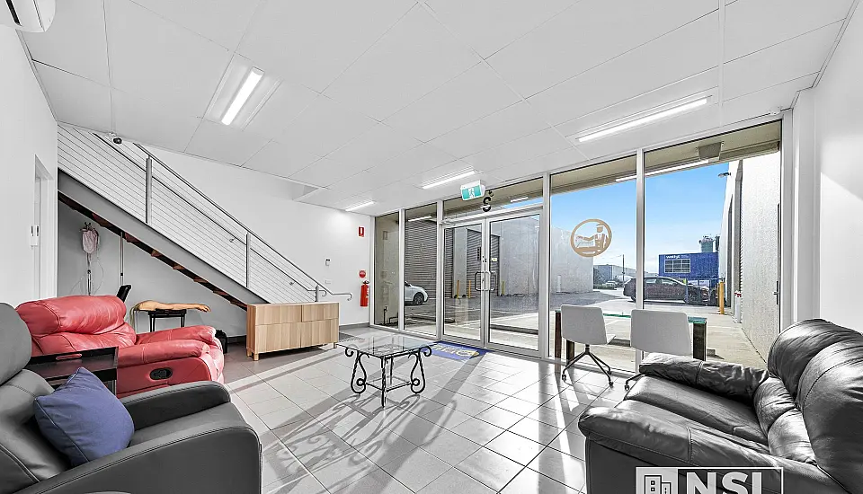 4 Kilmarnock Court, Hoppers Crossing, commercial office