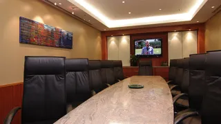 Suite 3038