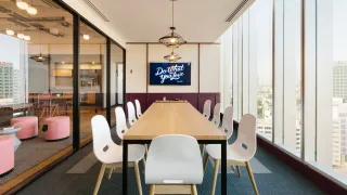 18 Person Private Office