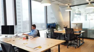 20 Person Private Office