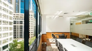 Suite 106