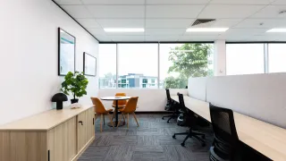 Level 2, 8 Clunies Ross Court, Eight Mile Plains, QLD