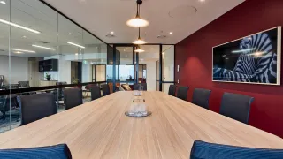 Suite 4801