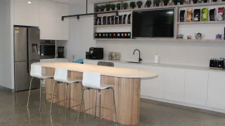 214 Bay Street, Brighton, VIC