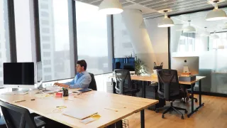 20 Person Private Office