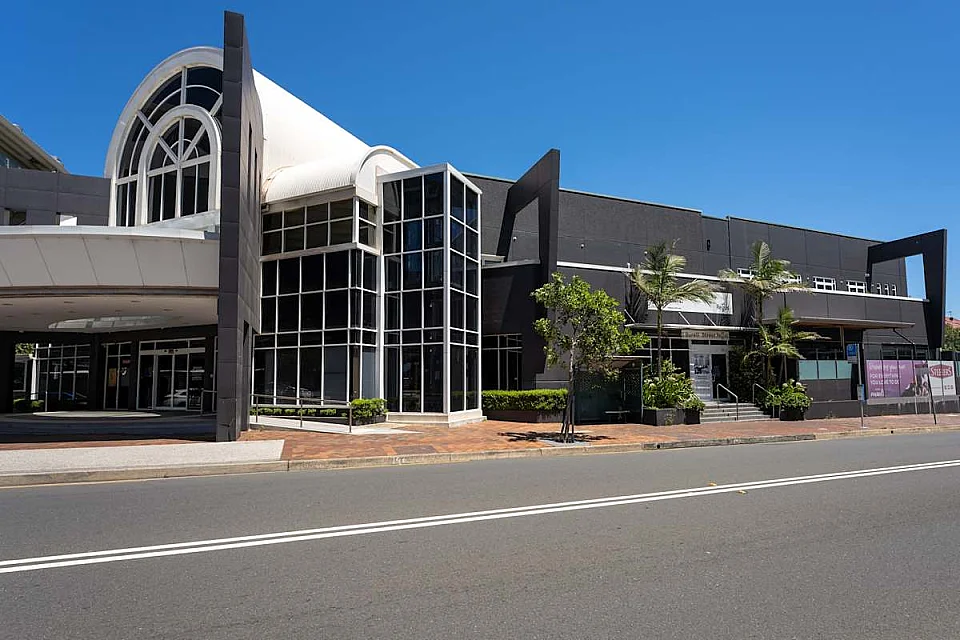 1 Burelli Street, Wollongong — office interior — photo 3