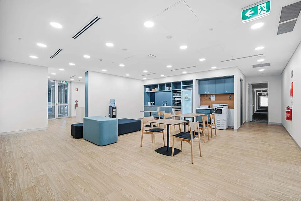 1 Palmerston Cct, Darwin — office interior — photo 2