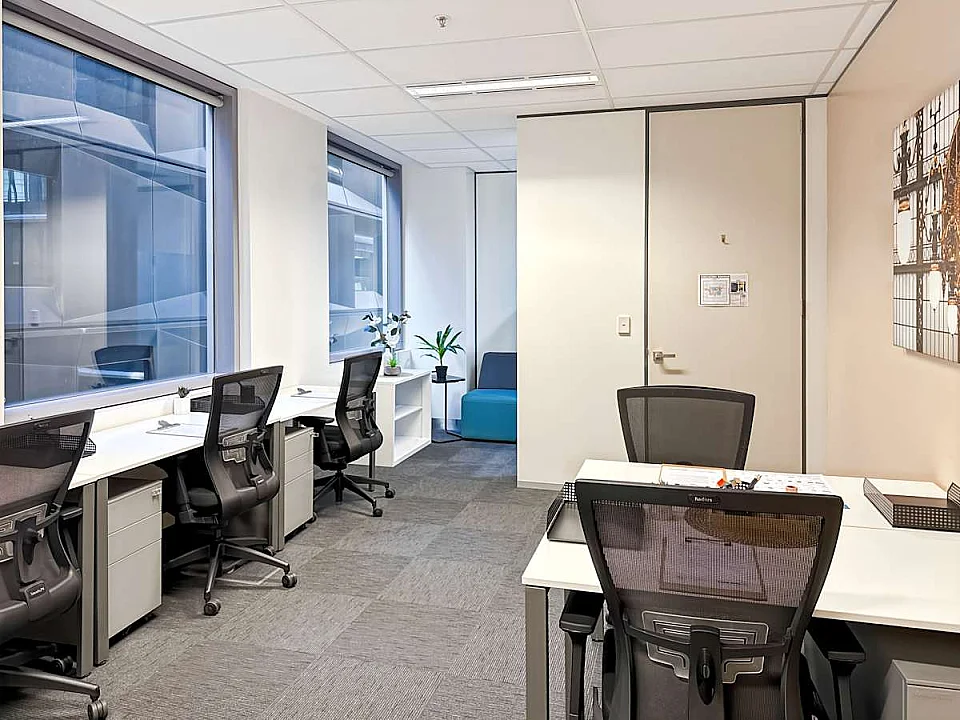 90 Collins Street, Melbourne — office interior — photo 2