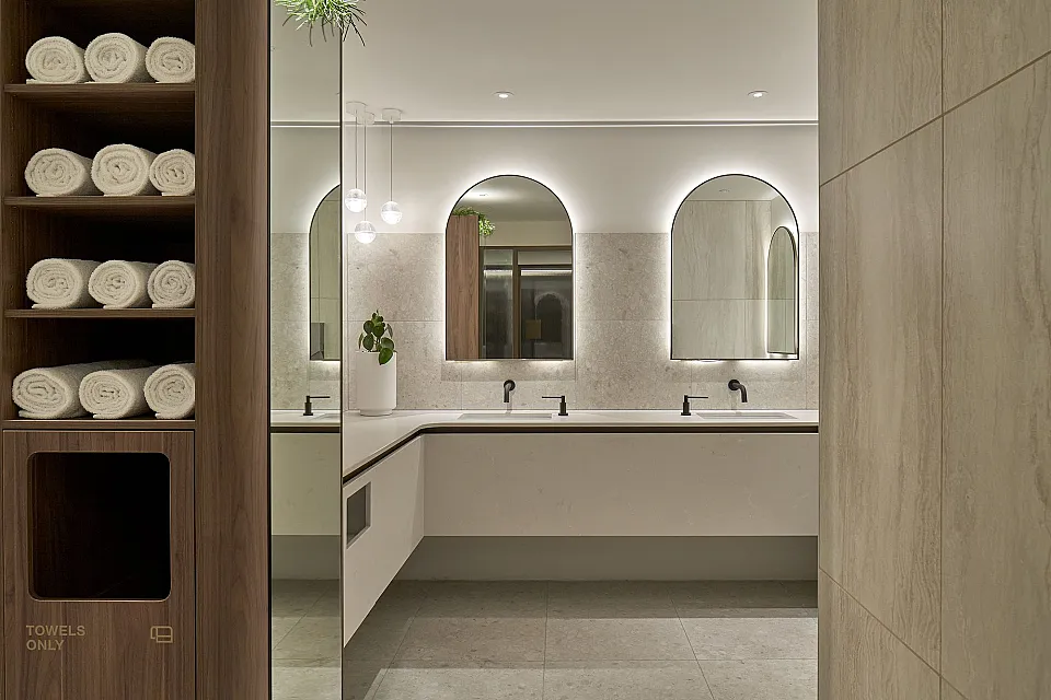 379 Collins Street, Melbourne — office interior — photo 3