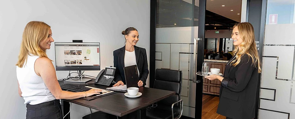 100 Mount Street, North Sydney — office interior — photo 3