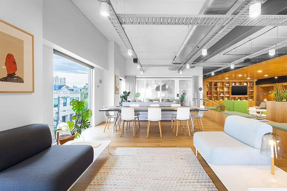 580 Church Street, Richmond — office interior — photo 2