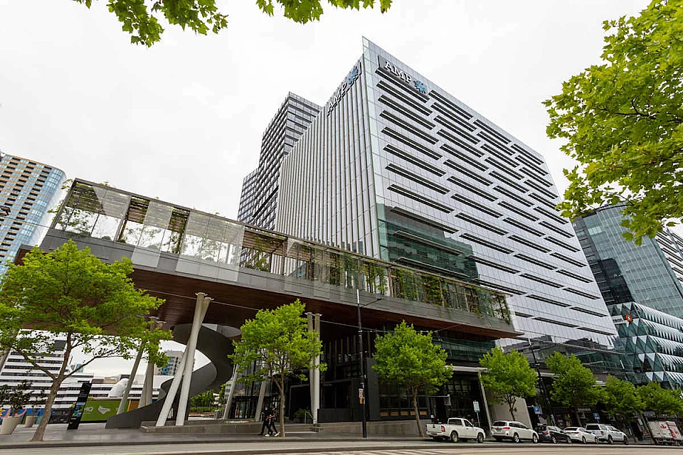 One Melbourne Quarter, Docklands — office interior — photo 3