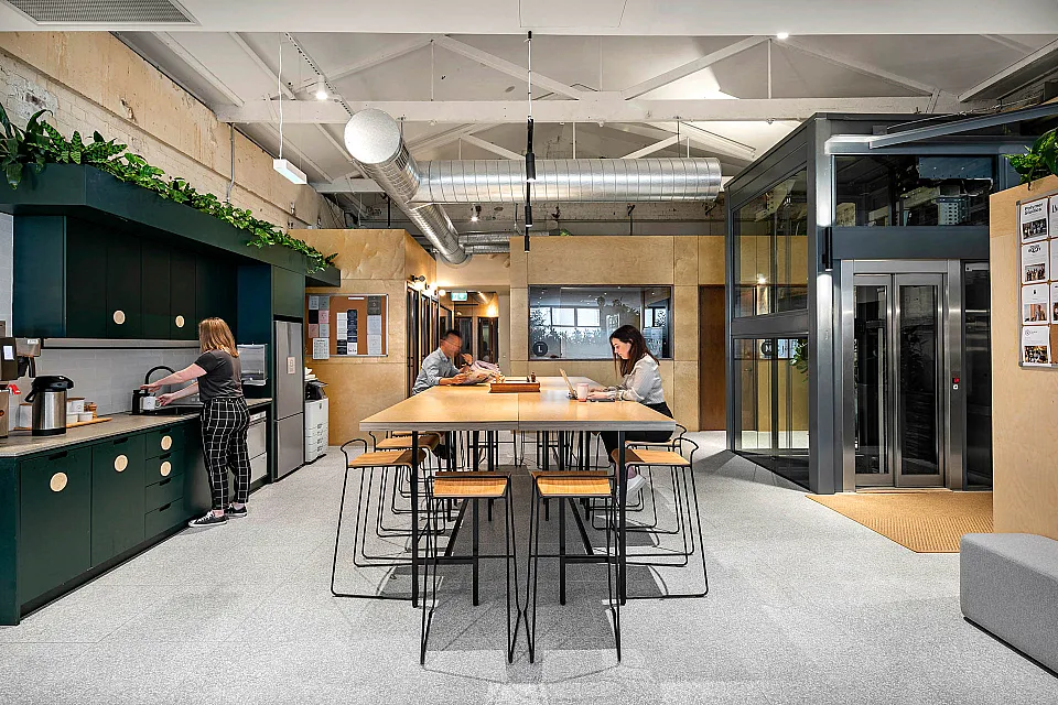 The Commons Chippendale, Chippendale — office interior