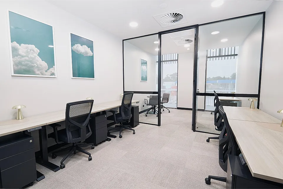 The Junction, Slacks Creek — office interior