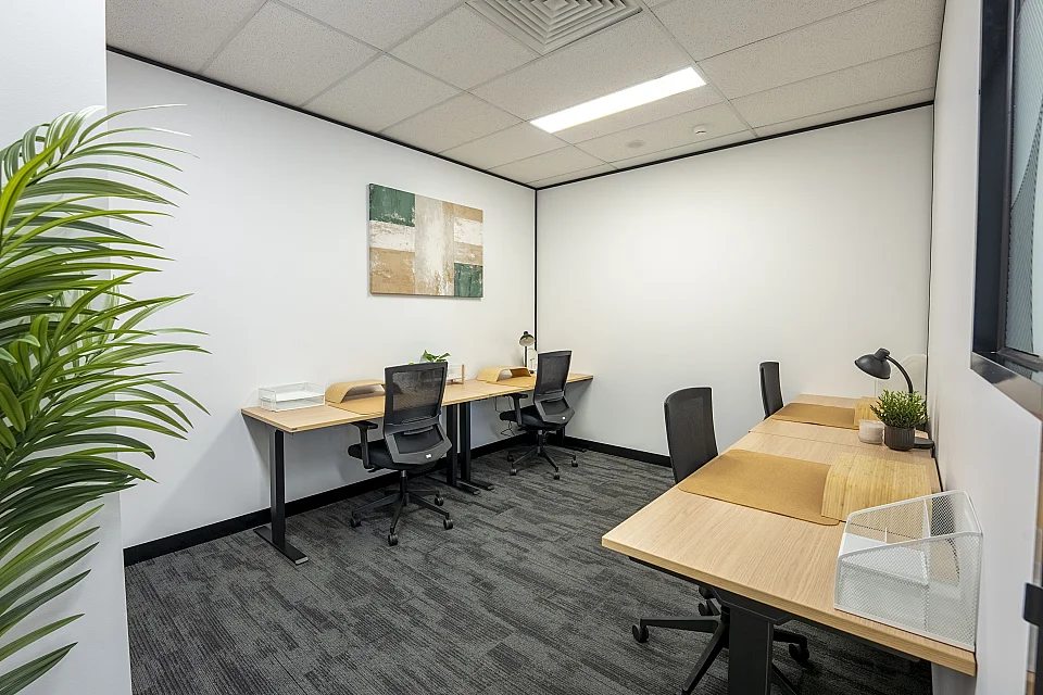 Waterman, Mont Albert — office interior — photo 3