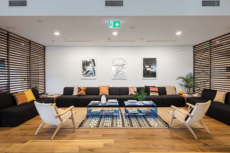 Riverside Centre, Brisbane — office interior — photo 2