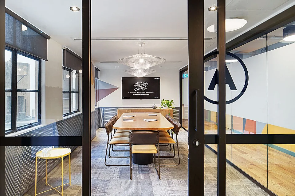 152 Elizabeth Street, Melbourne — office interior — photo 2