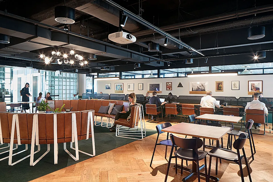 5 Martin Place, Sydney — office interior