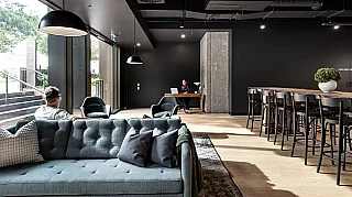 10 Person Office